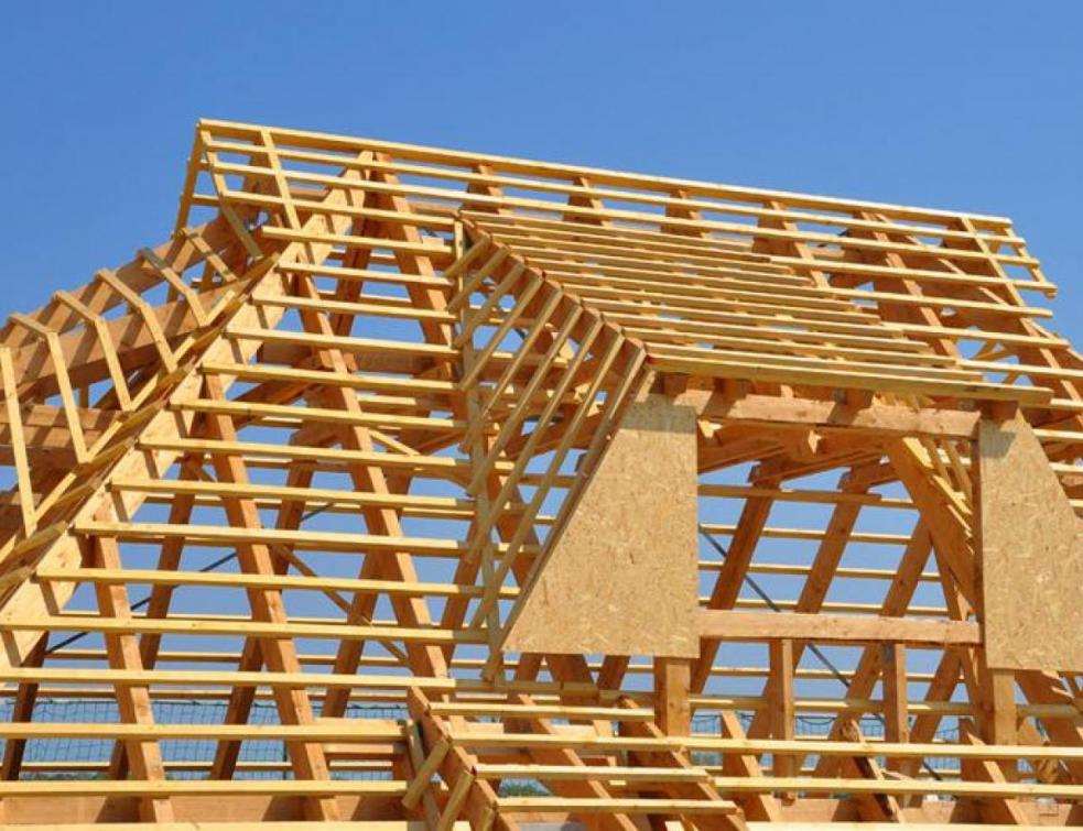 toit en verre sur charpente bois
