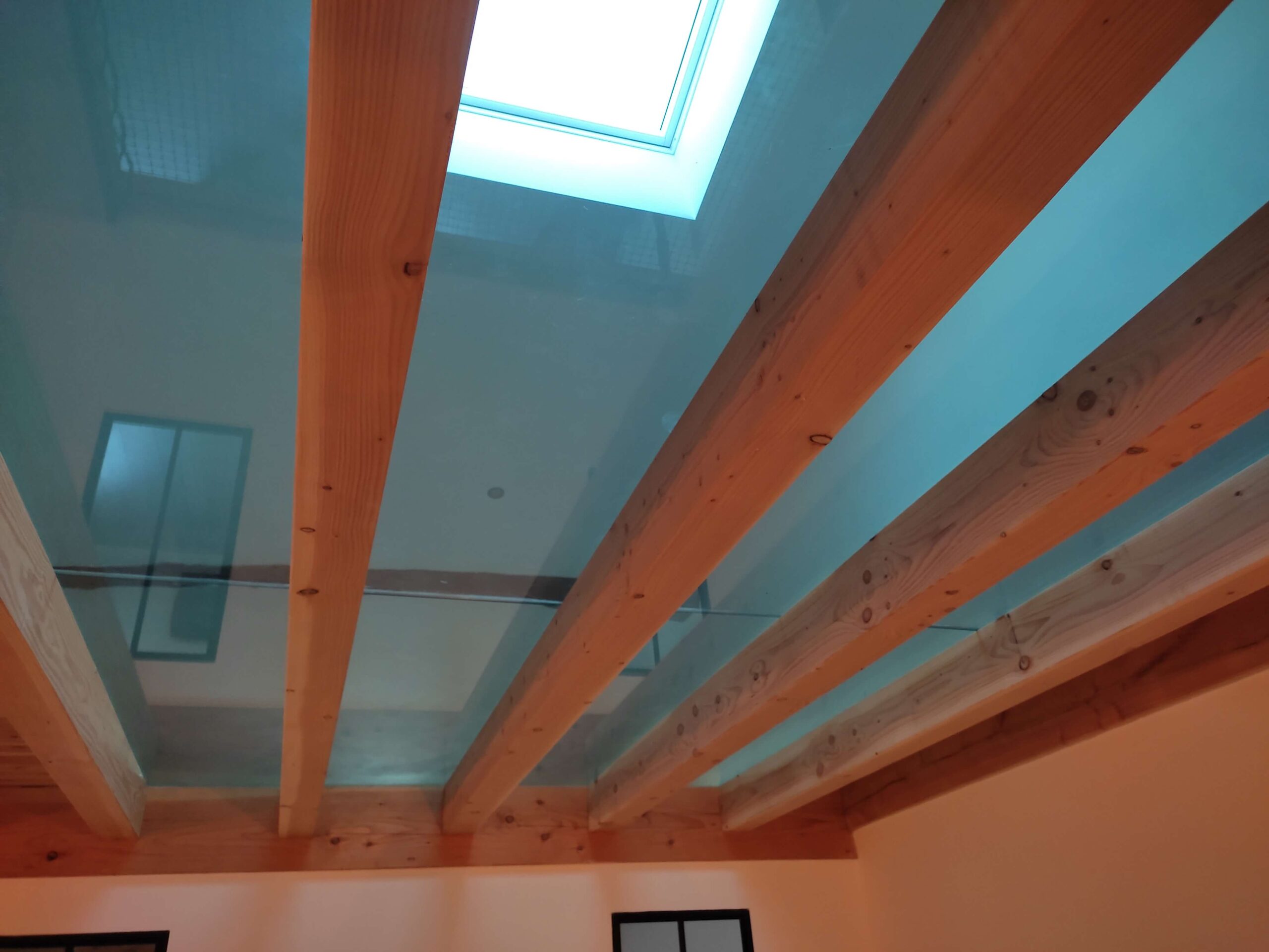 toiture en verre sur charpente bois